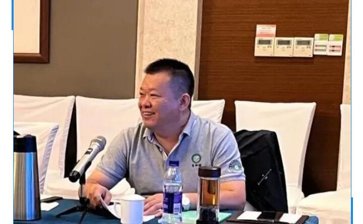 為激發(fā)員工工作積極性，激勵(lì)員工完成公司各項(xiàng)目標(biāo)，促進(jìn)公司與員工的雙贏發(fā)展，集團(tuán)總經(jīng)理孫寧波宣貫激勵(lì)政策。.jpg